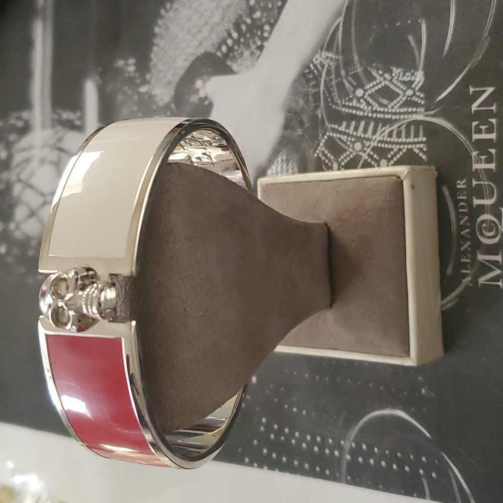 Alexander McQueen Bracelet - Picture 1 of 8